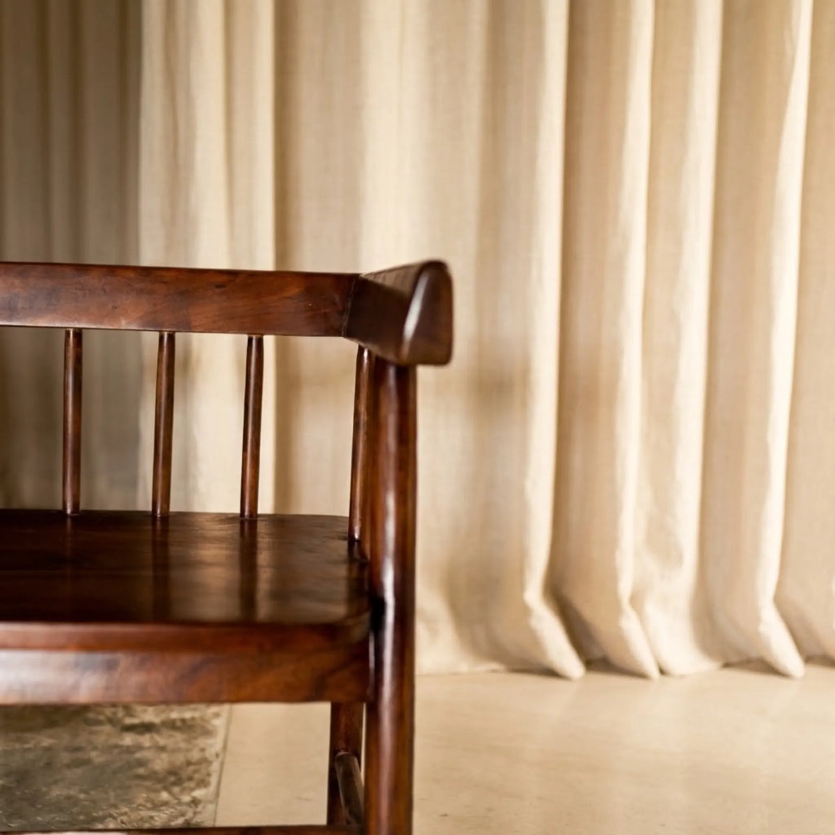 Solid Acacia Wood Spindle Back Bench