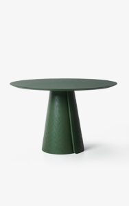 4 SEATER DINNING TABLE